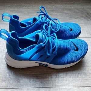 Nike Women Prestos Size 5